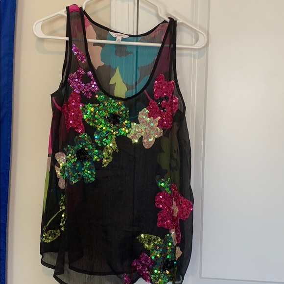 Black blouse with sequin design - Picture 1 of 2